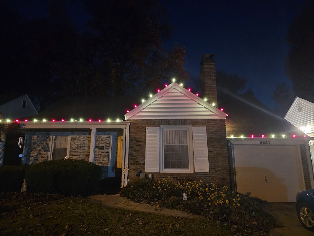 Christmas Light Installation in Brentwood, MO