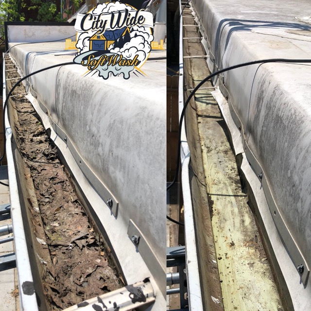 Commercial Gutter Cleaning in St. Louis, MO